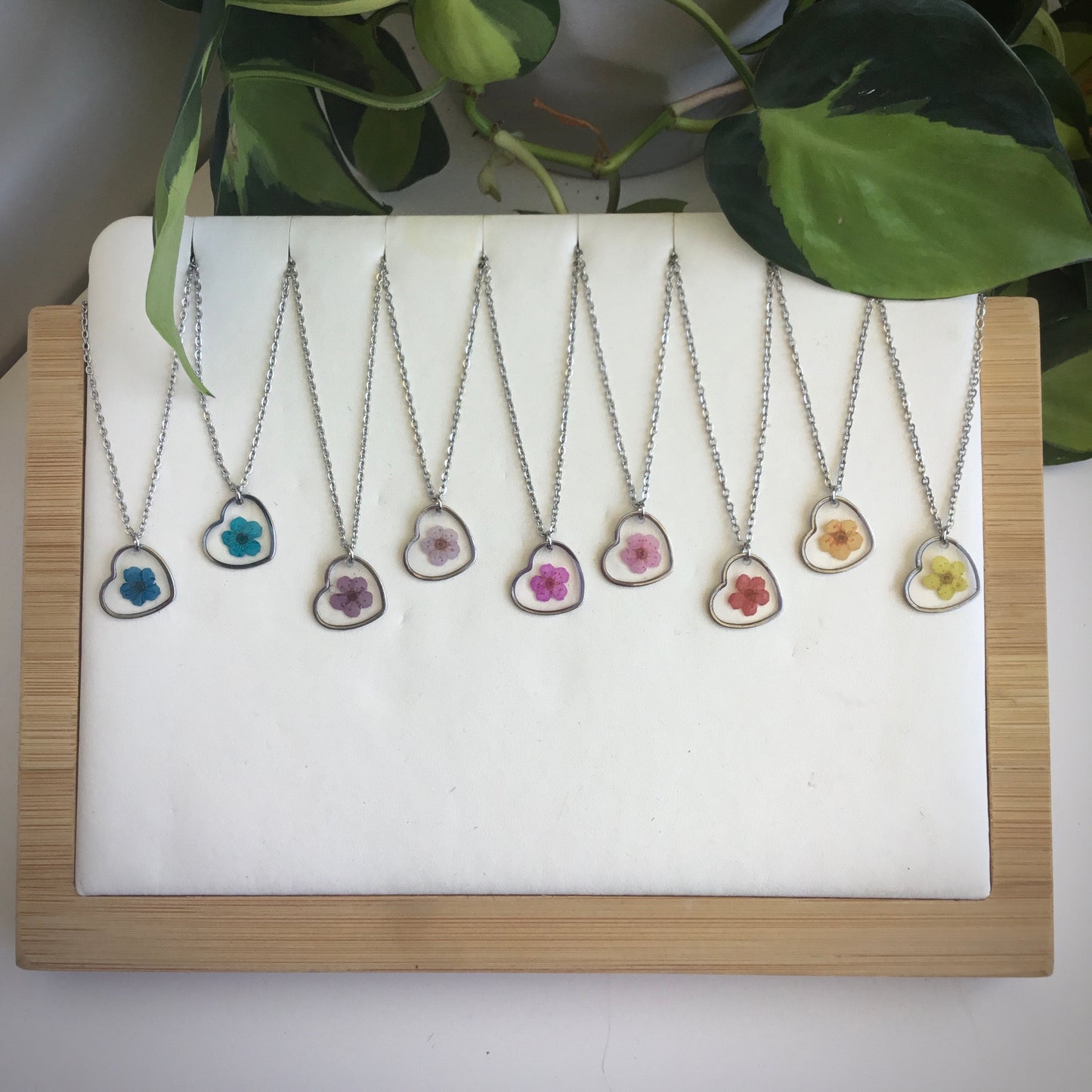 Real Flower Heart Necklace (Silver)