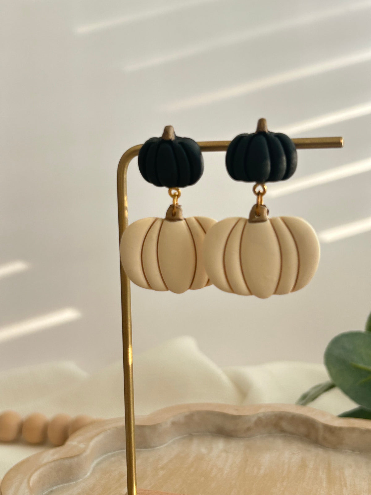 Elegant pumpkin earrings
