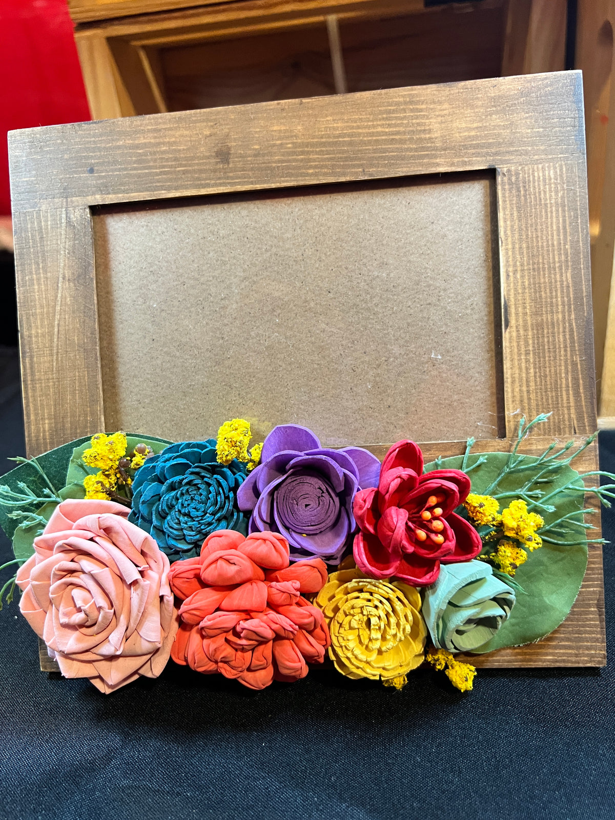 Sola Wood flowers on wood picture frame