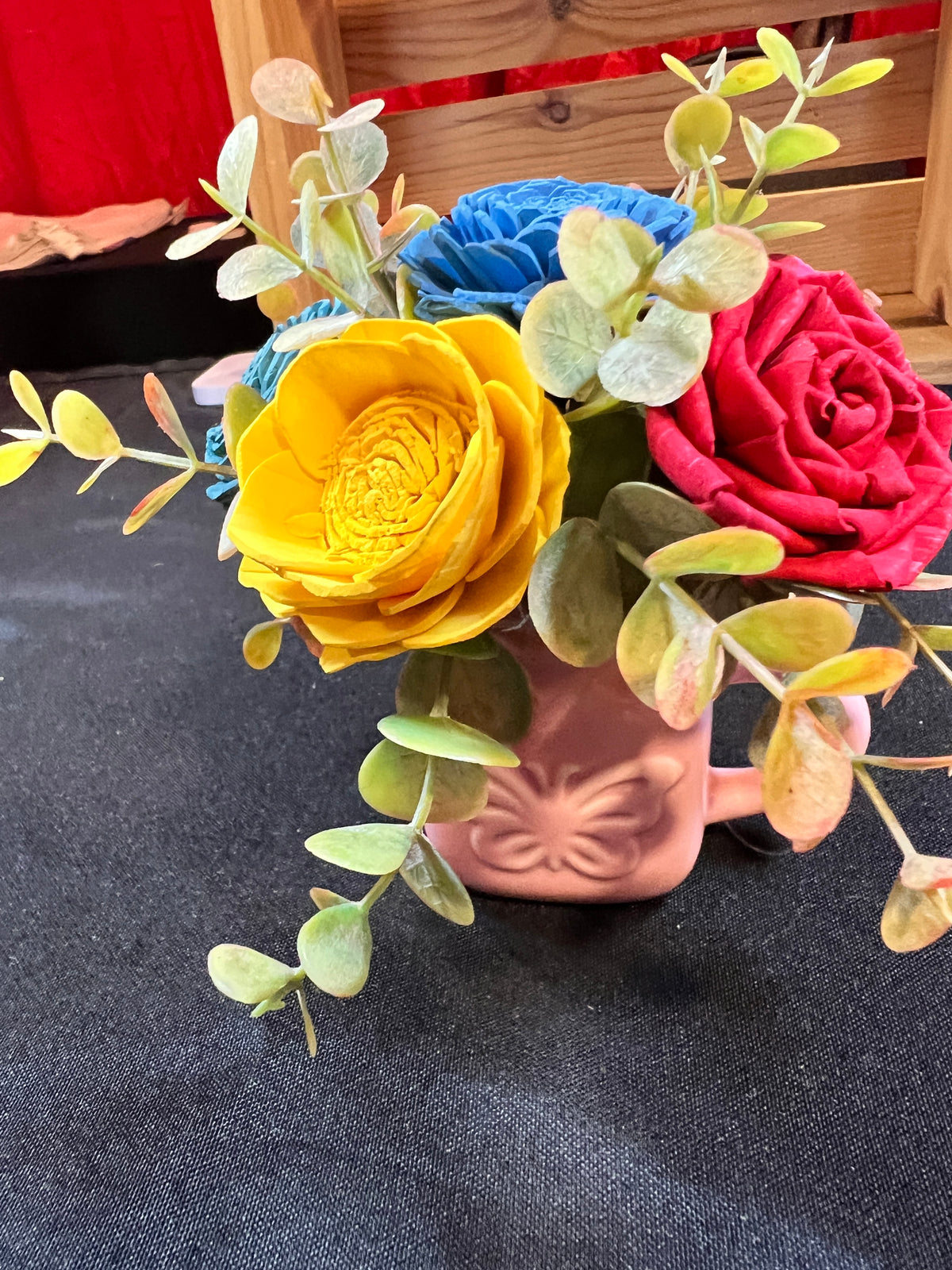 Sola wood flowers in small Cup