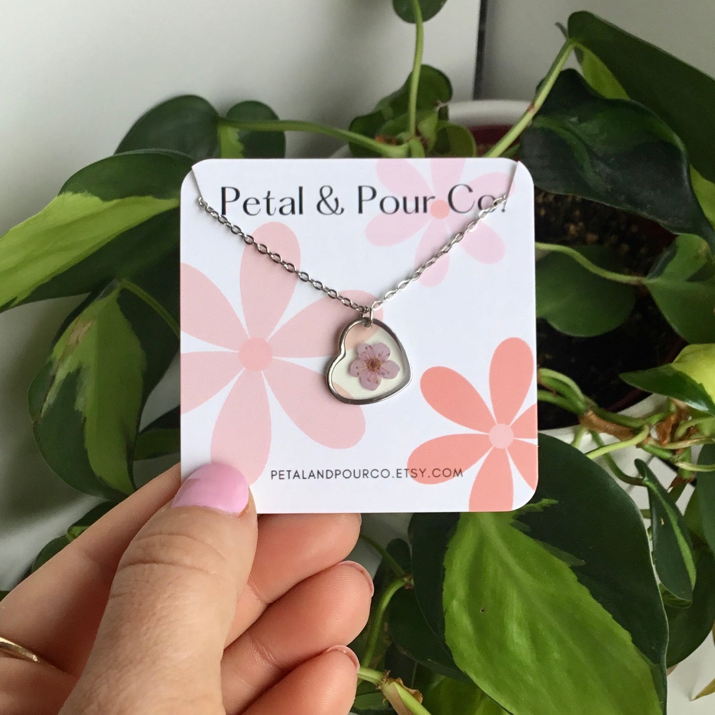 Real Flower Heart Necklace (Silver)