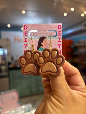Doggie paw prints