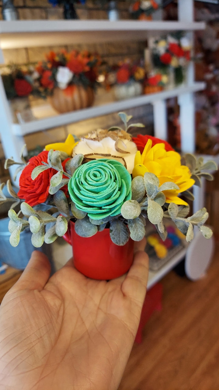 Sola wood flowers in small Cup