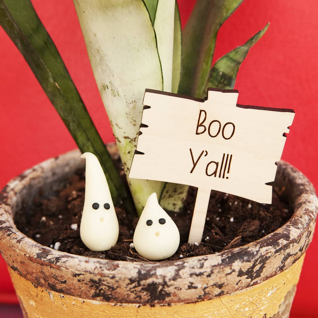 Itty-Bitty Ghosts