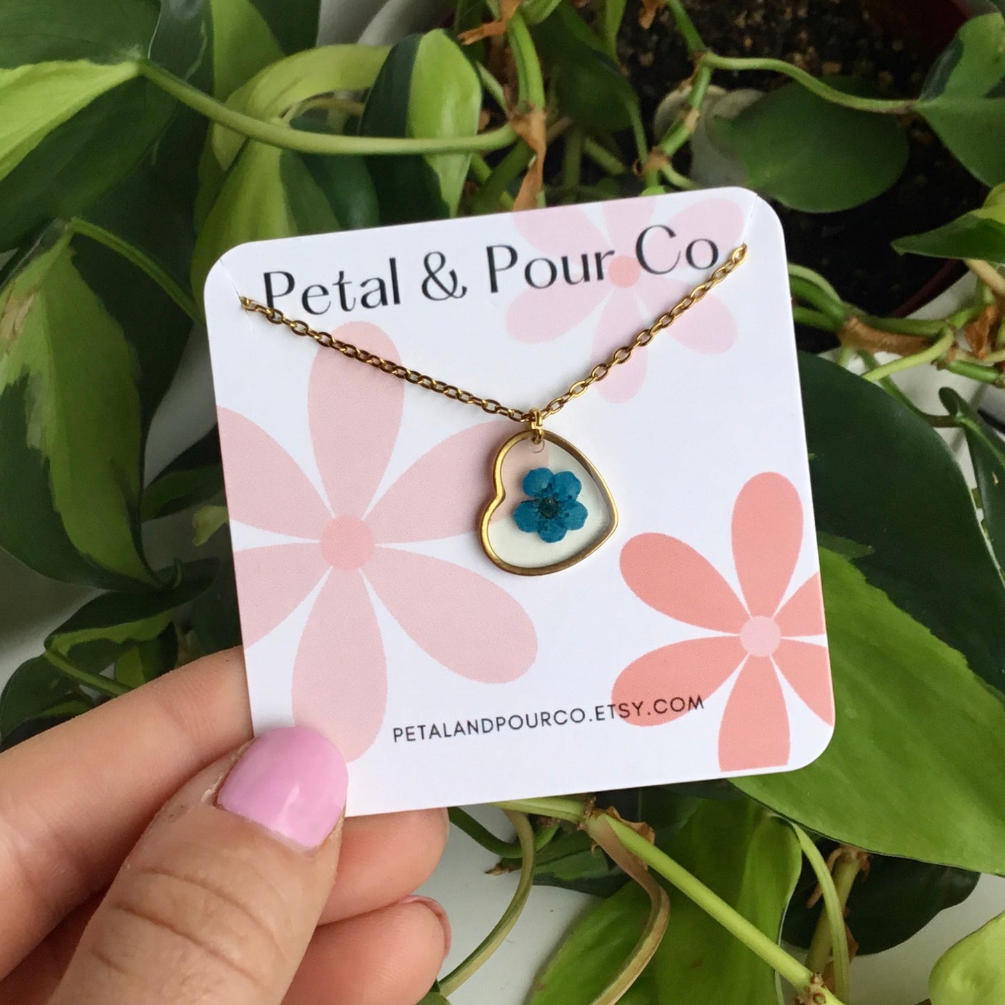 Real Flower Heart Necklace (Gold)