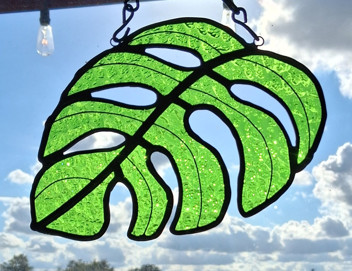 Monstera leaf 2