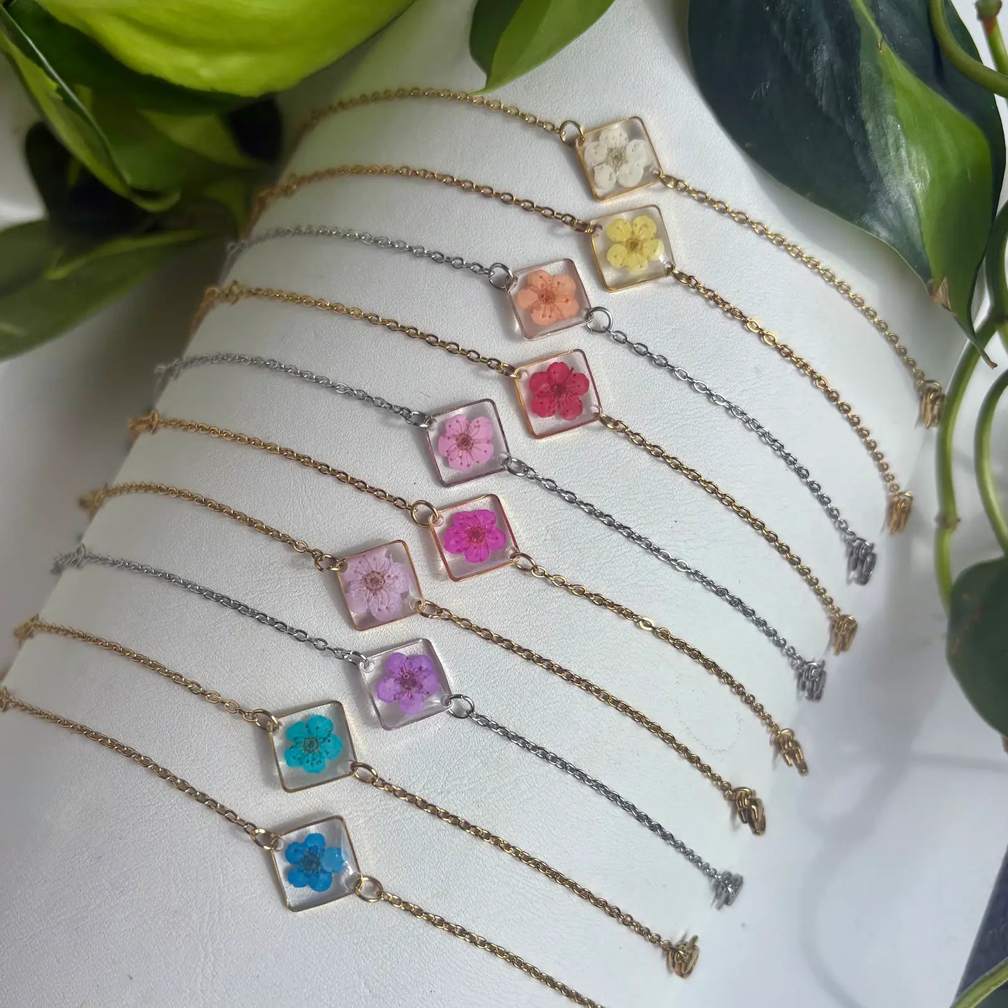 Real Flower Square Bracelet