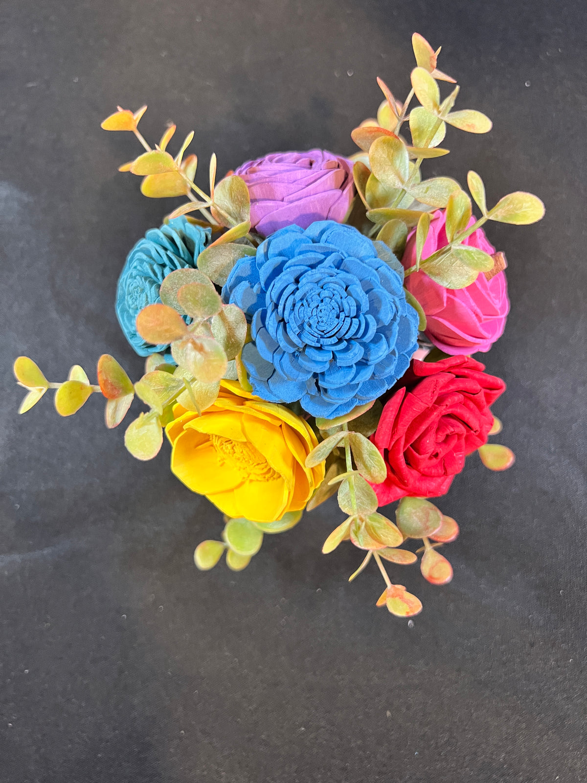 Sola wood flowers in small Cup