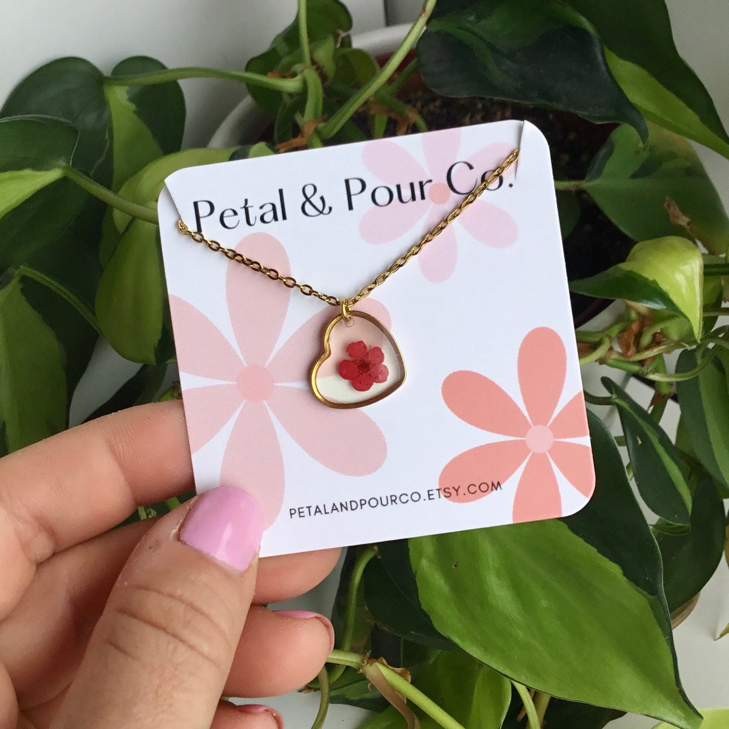 Real Flower Heart Necklace (Gold)