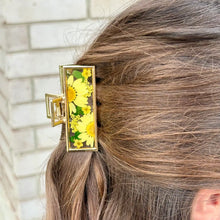 Real Flower Gold Claw Clip