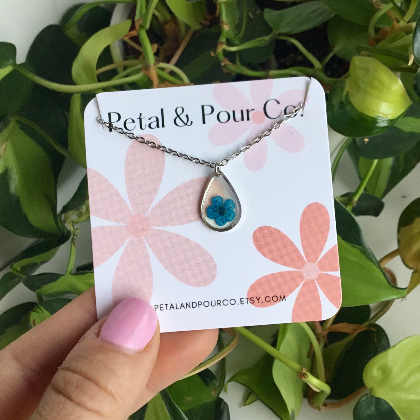 Real Flower Teardrop Necklace (Silver)