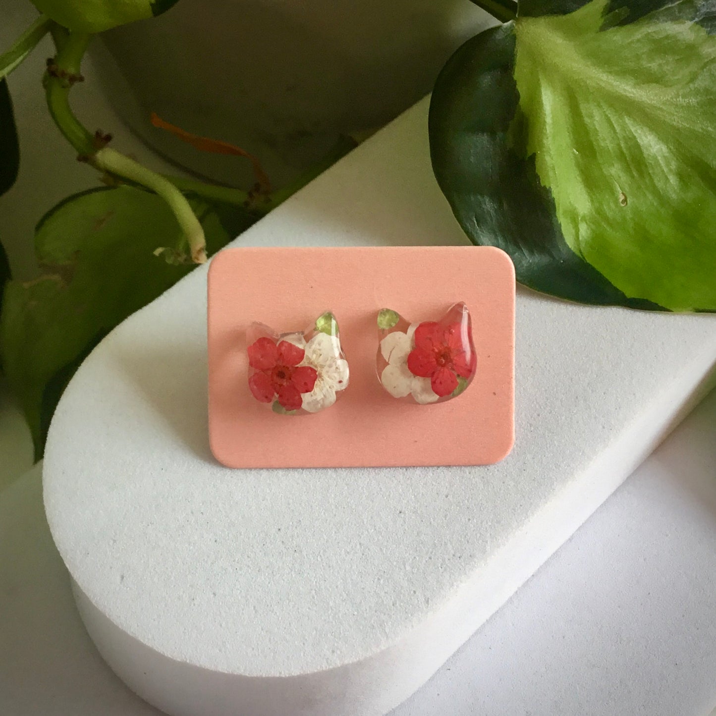Real Flower Cat Stud Earring