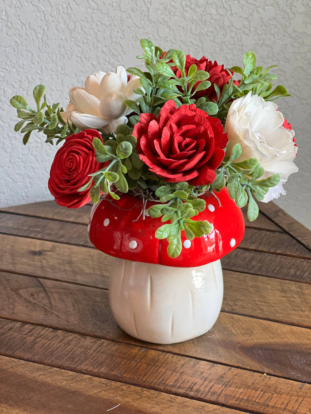 Sola wood flowers in Mushroom ceramic container