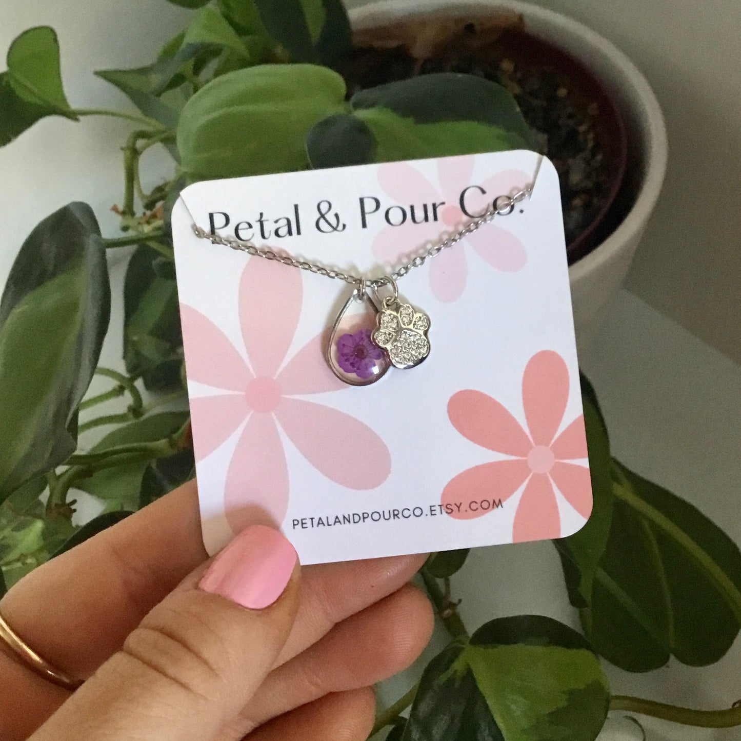 Real Flower School Spirit Necklace (Silver)