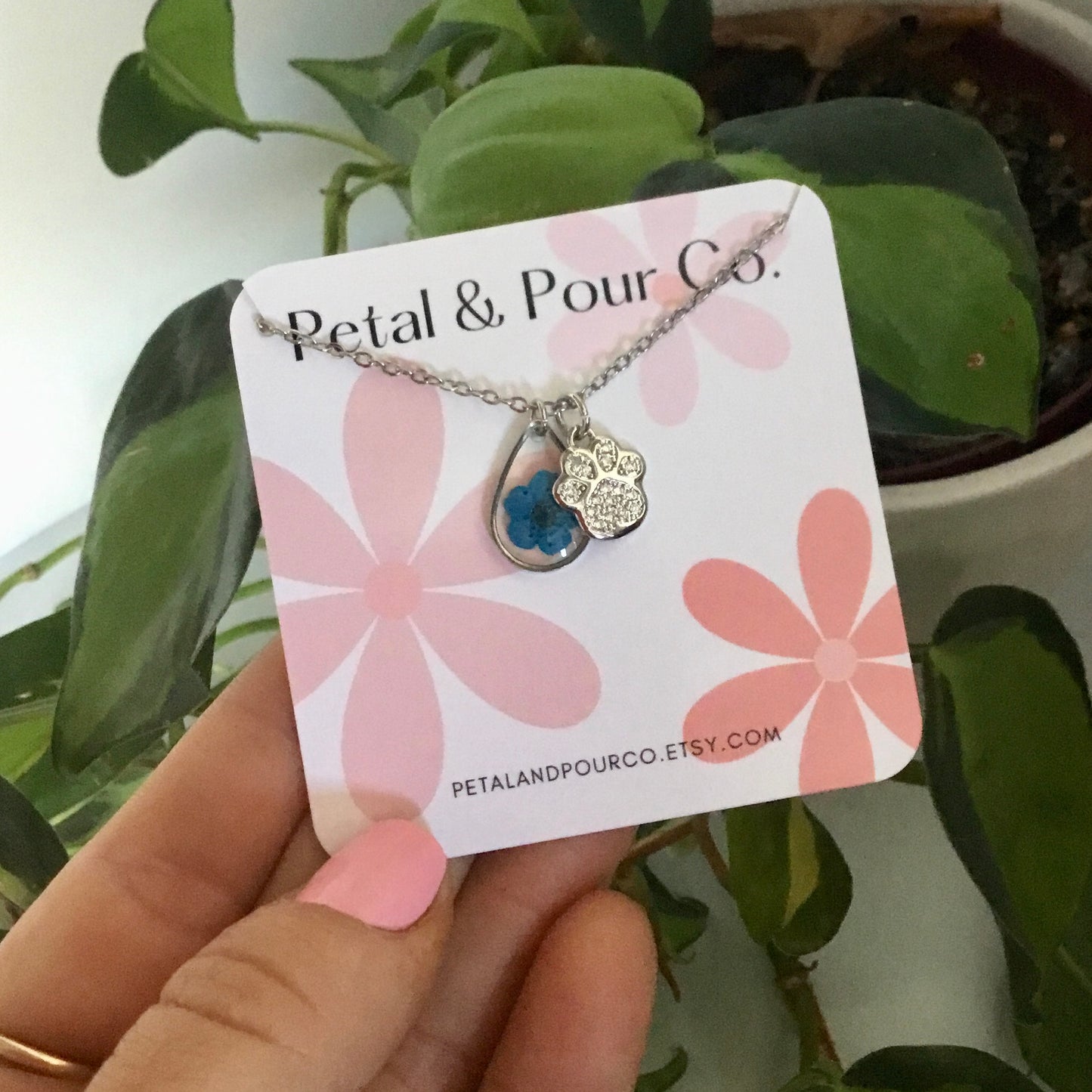 Real Flower School Spirit Necklace (Silver)