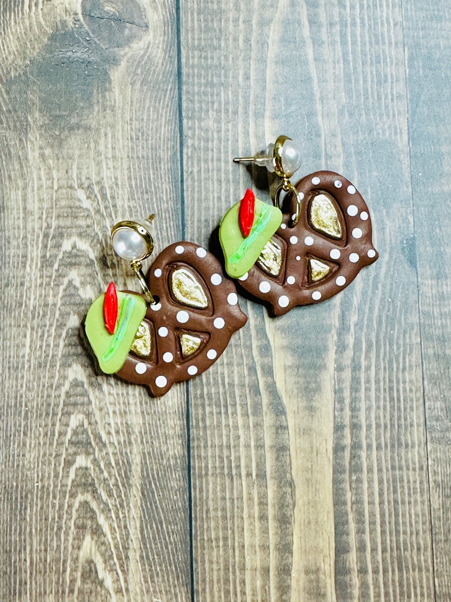 Pretzel Earrings