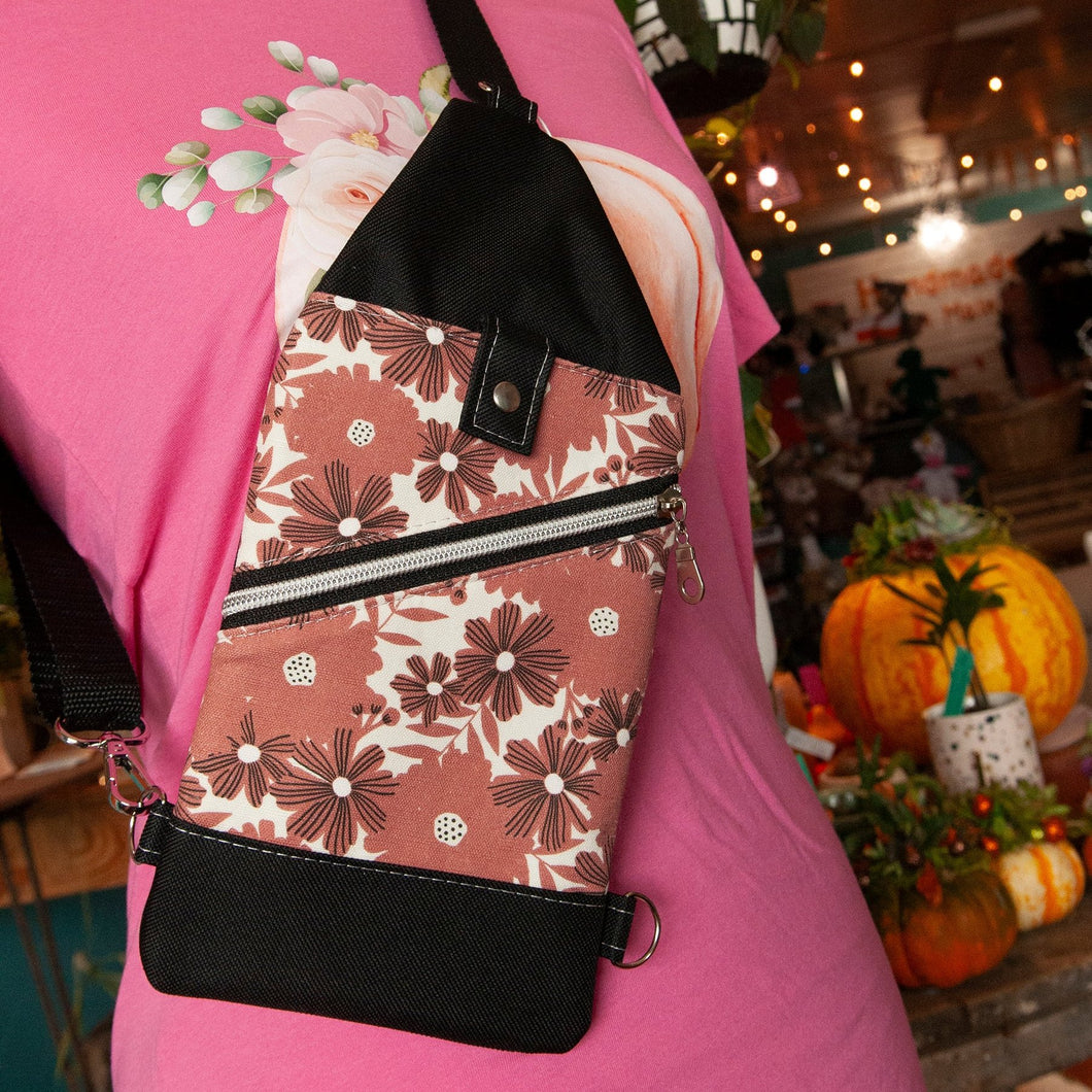 Mini Traveler Sling - Stacy in Pink