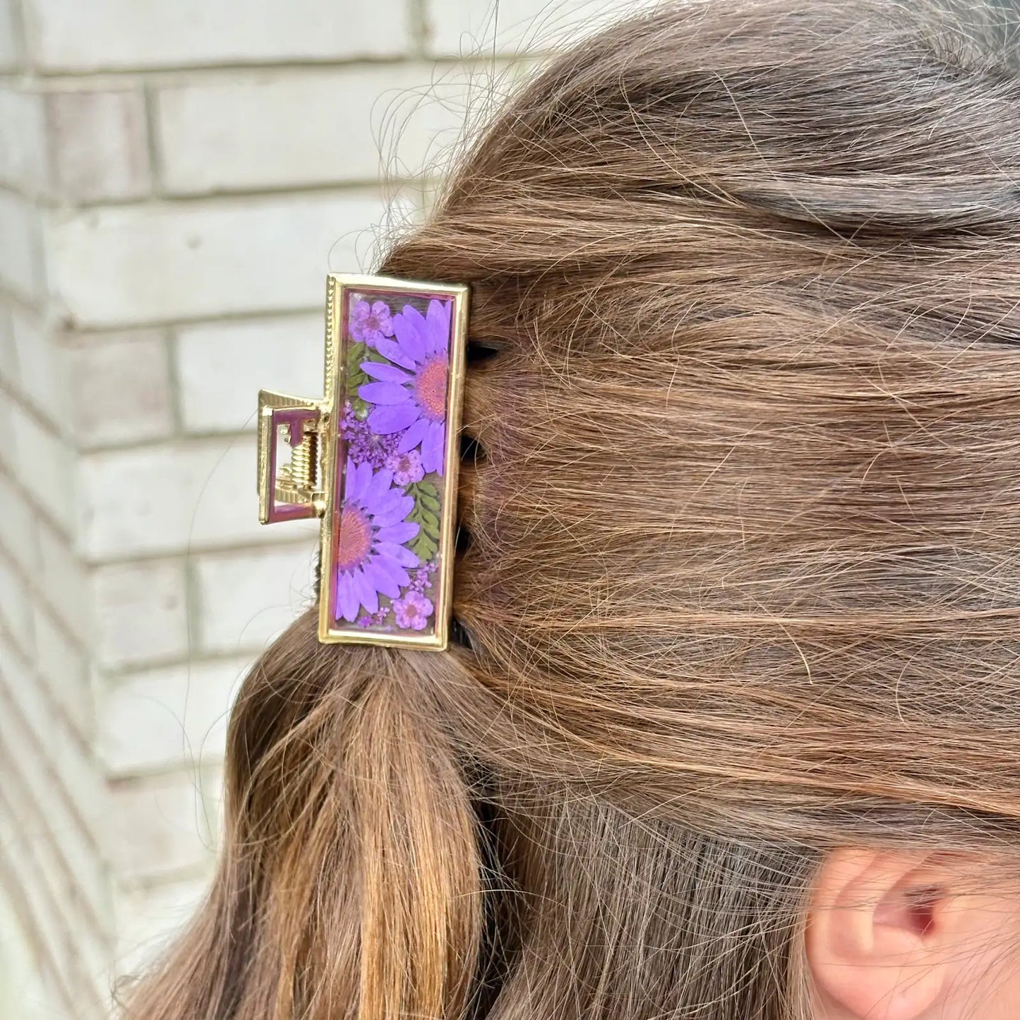 Real Flower Gold Claw Clip