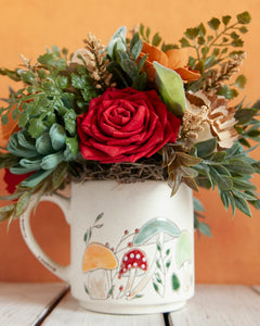 Sola Wood Flower arrangement in mushroom mug