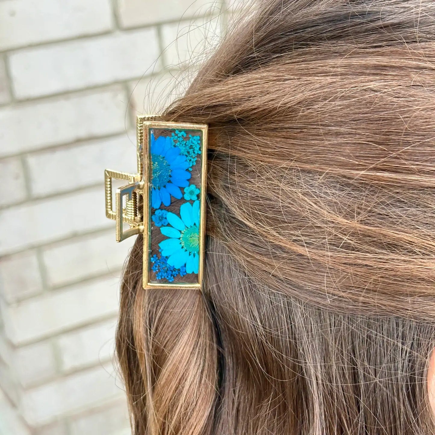 Real Flower Gold Claw Clip