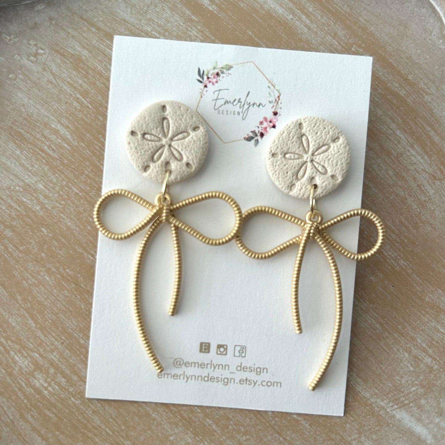 Sand dollar and Bow Earrings
