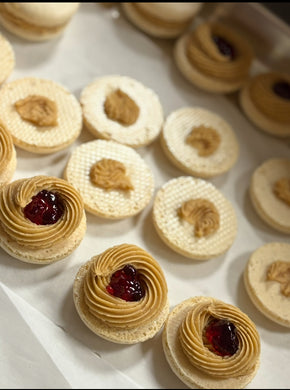 Macarons- Peanut Butter & Jelly
