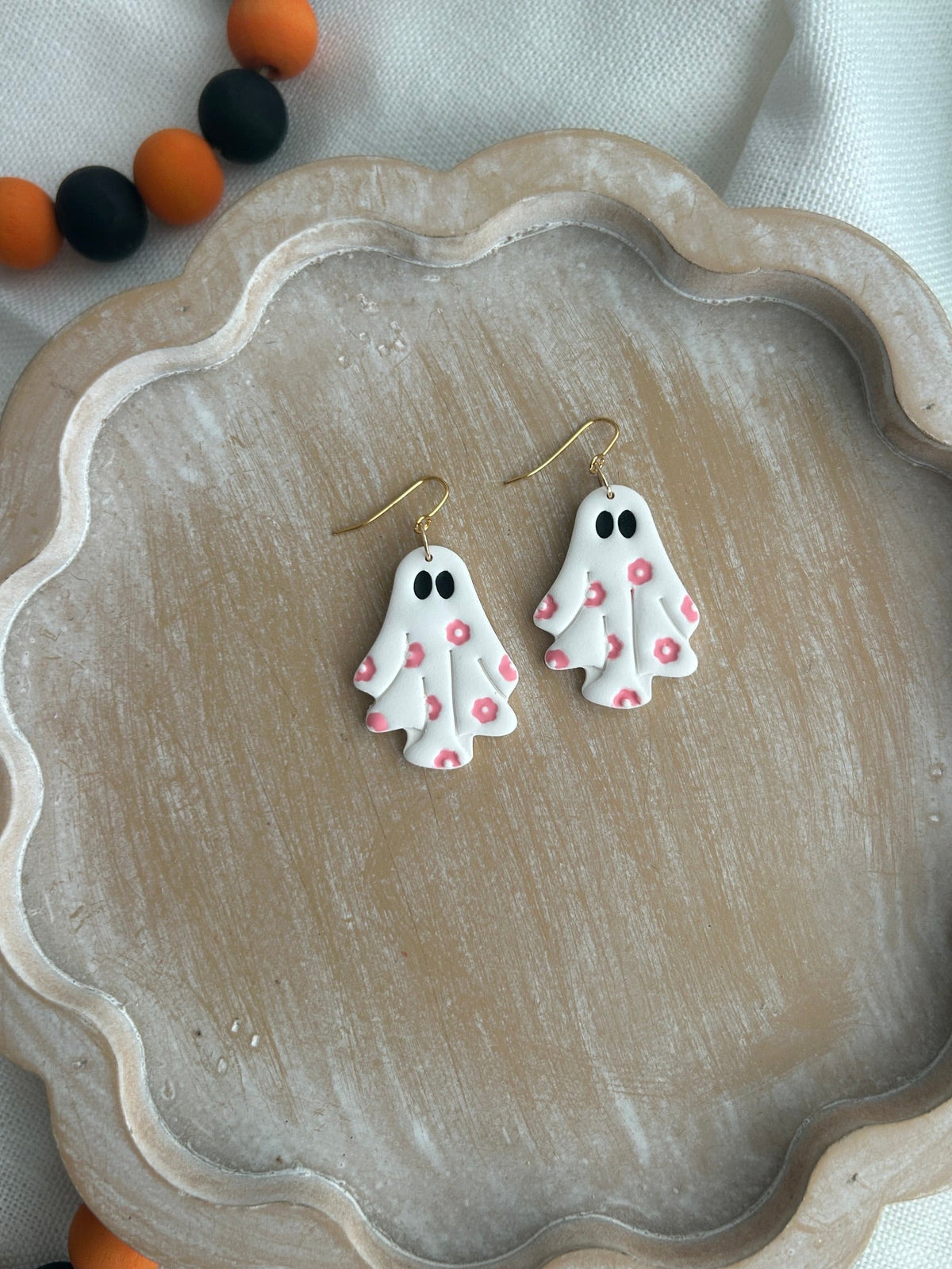 Daisy ghost earrings