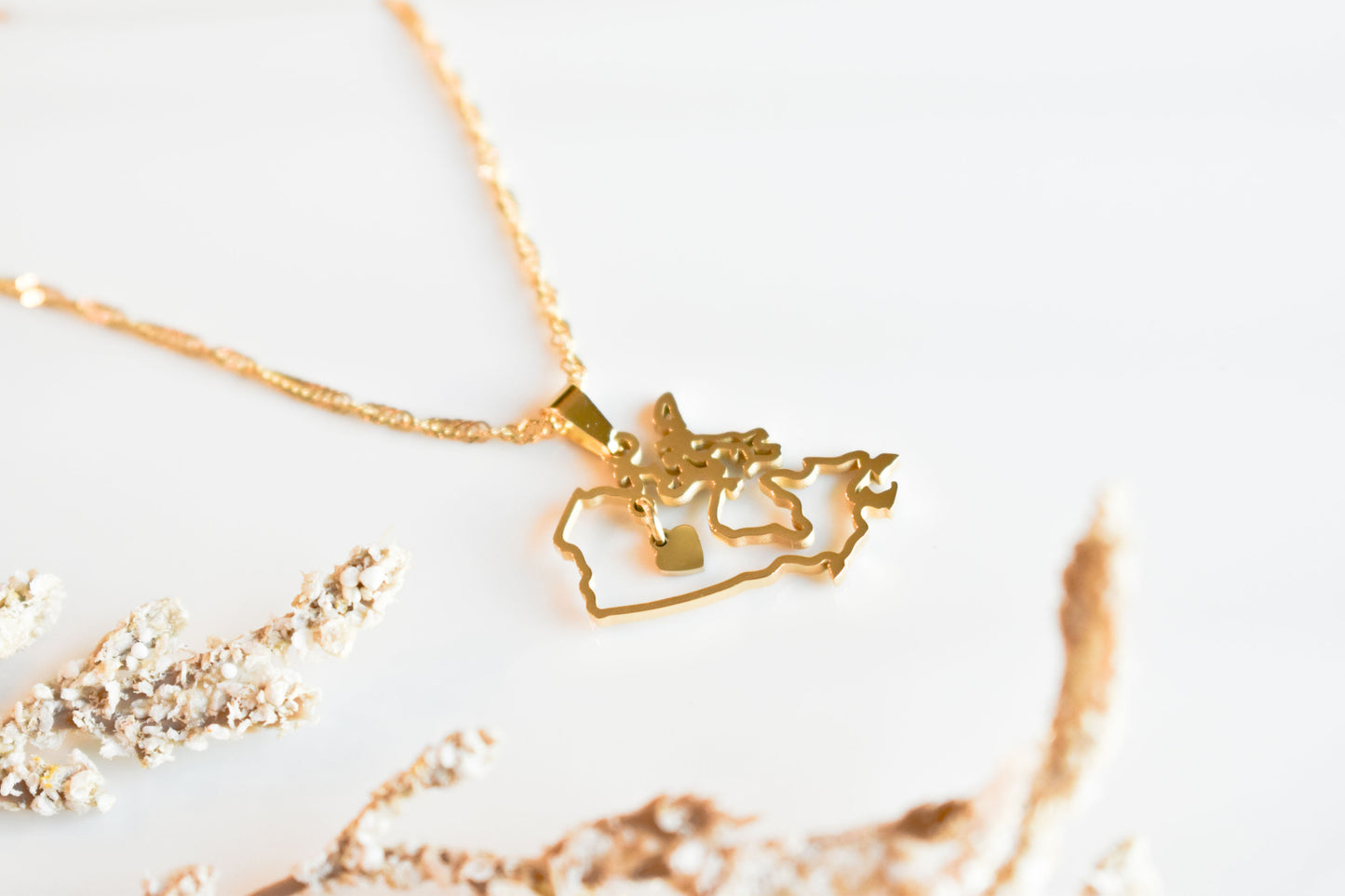 Canada Necklace
