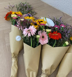MOM: The Real MVP Craft | Stop & Smell the Flowers | Saturday, May 10 | 11am-6pm