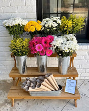 MOM: The Real MVP Craft | Stop & Smell the Flowers | Saturday, May 10 | 11am-6pm