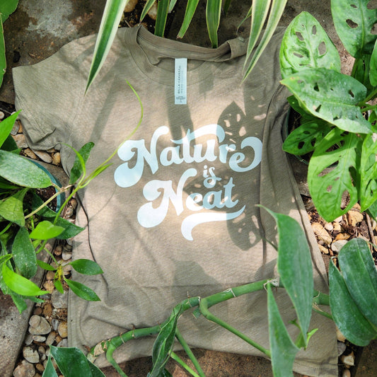 T-Shirt- YOUTH- Nature is Neat